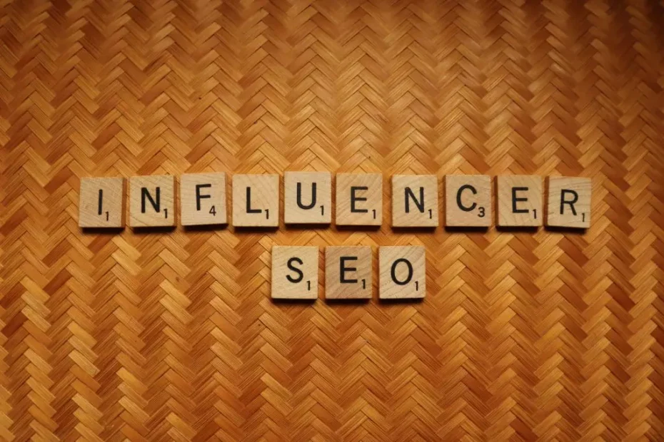 SEO INFLUENCER in tiles on woven basket background.
